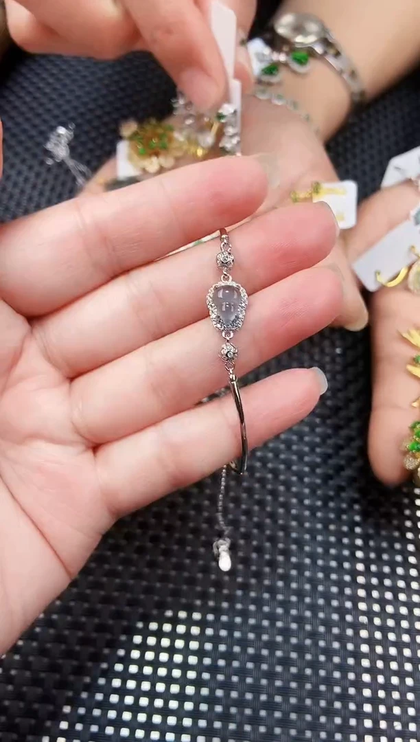 【闪购商品】翡翠手链未镶嵌11111111