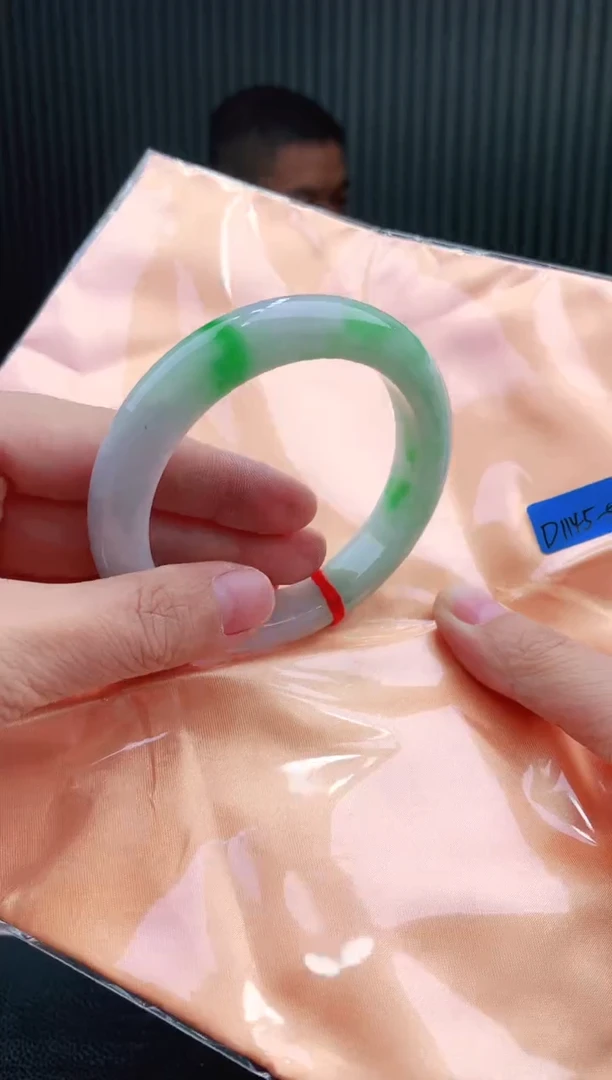 未镶嵌手镯翡翠59