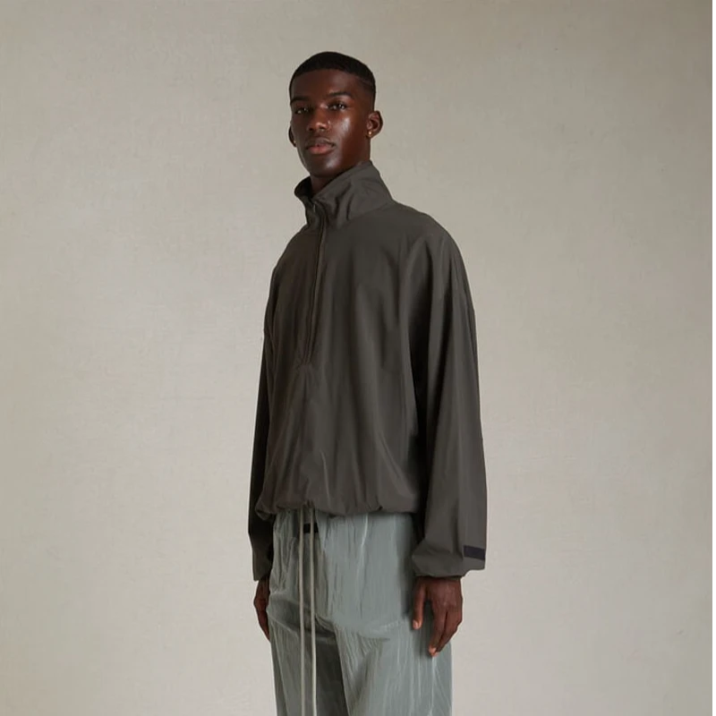 24SS ESSENTIALS 梭织尼龙半拉链立领外套