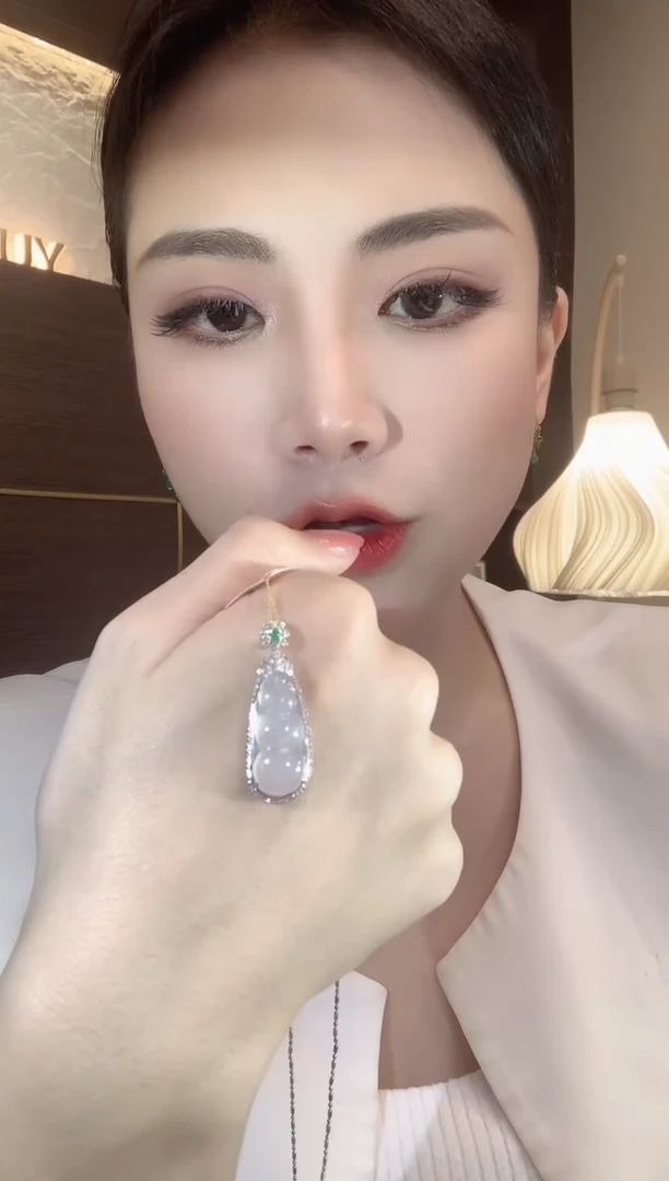 吊坠(不含链)18K金镶嵌翡翠C21