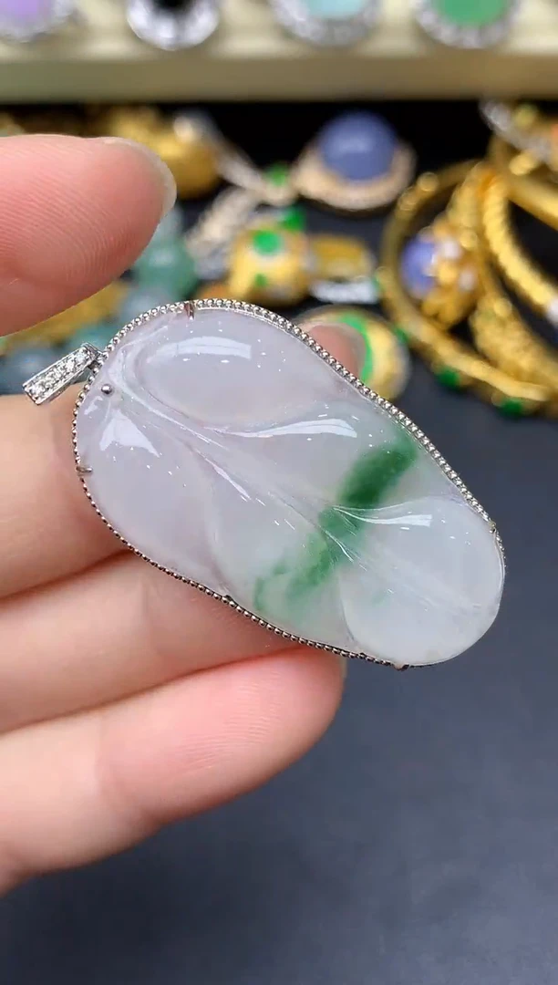 颈饰18K金镶嵌翡翠156-雪姐翡翠天天见