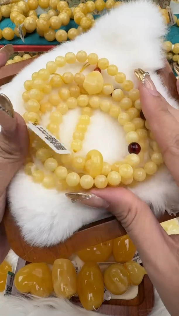 裸石琥珀未镶嵌XD380