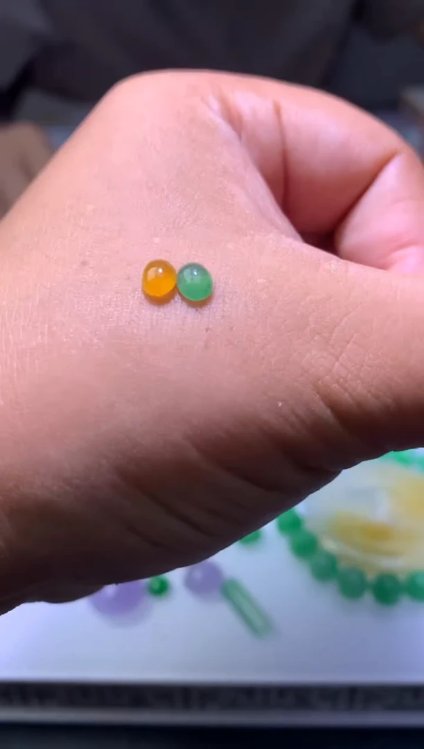 未镶嵌定制翡翠毛货