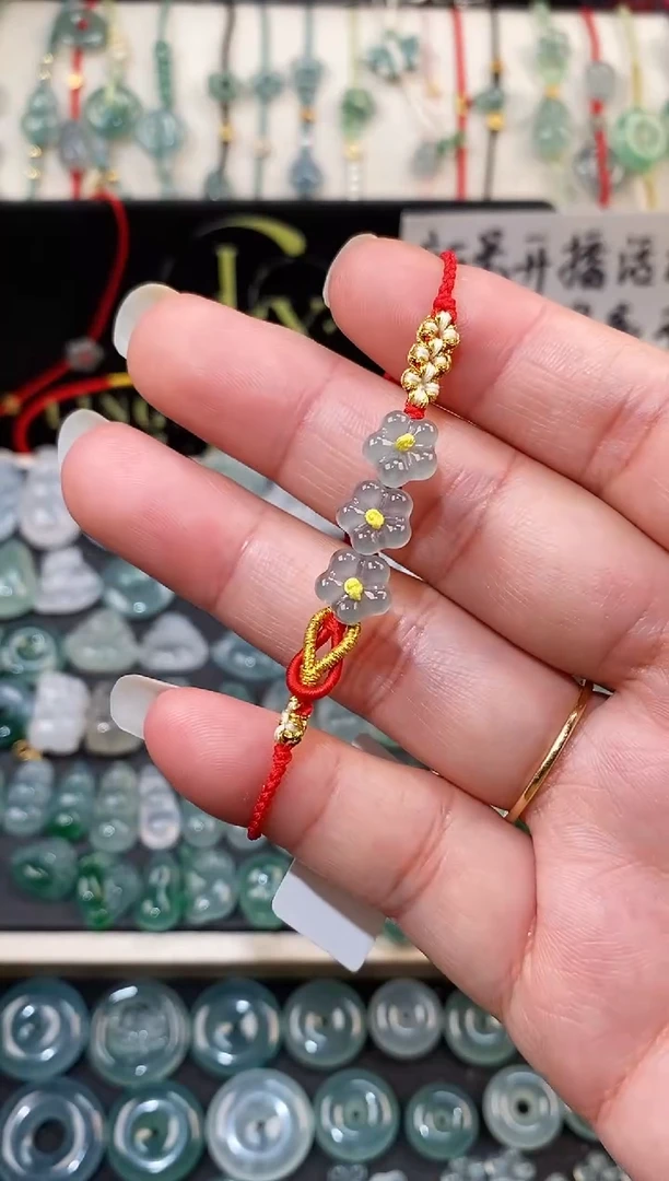 散珠翡翠三花手绳  手围15