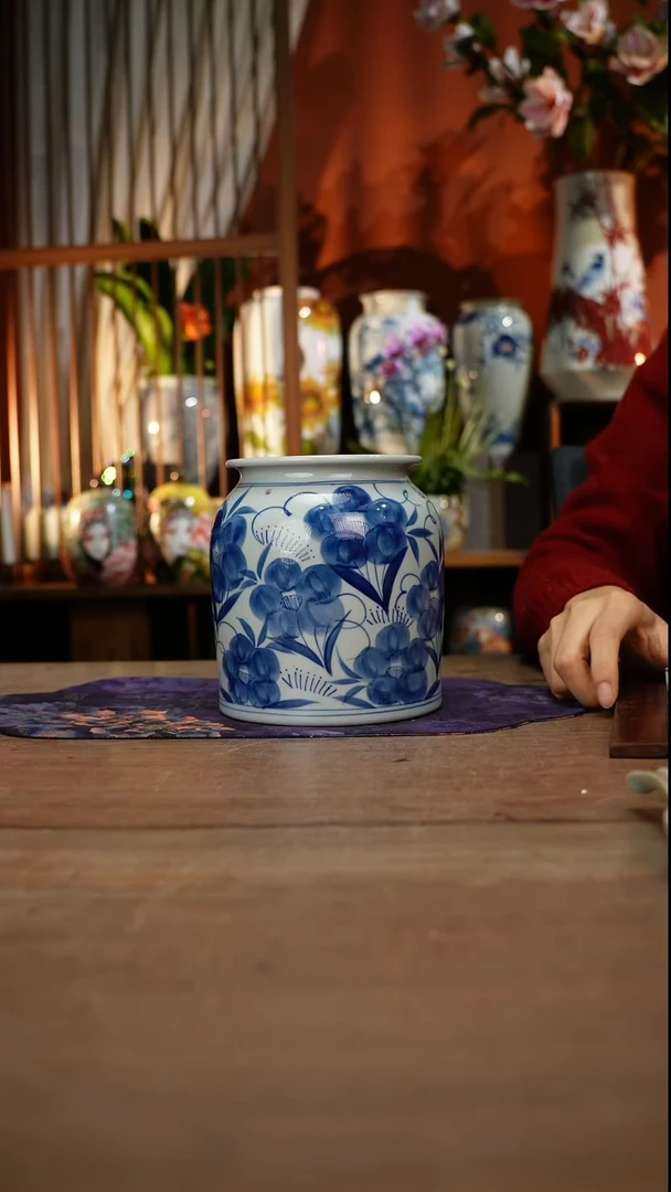 当代景德镇设计师釉下手绘陶瓷花瓶