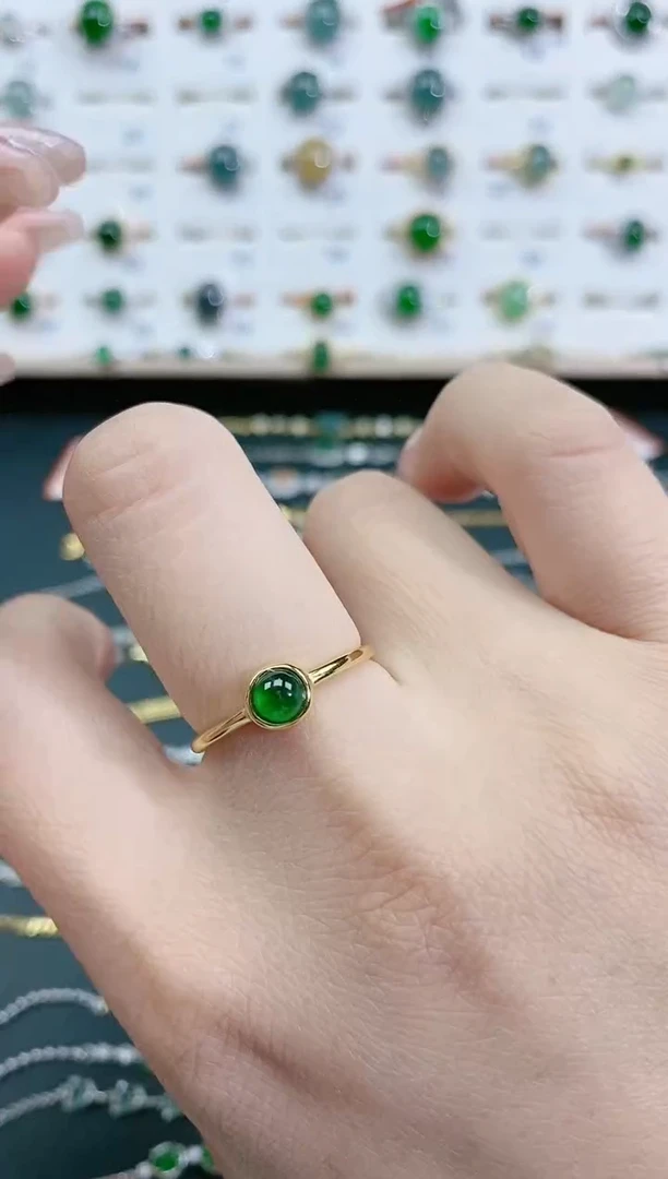 翡翠戒指银S925镶嵌天然翡翠