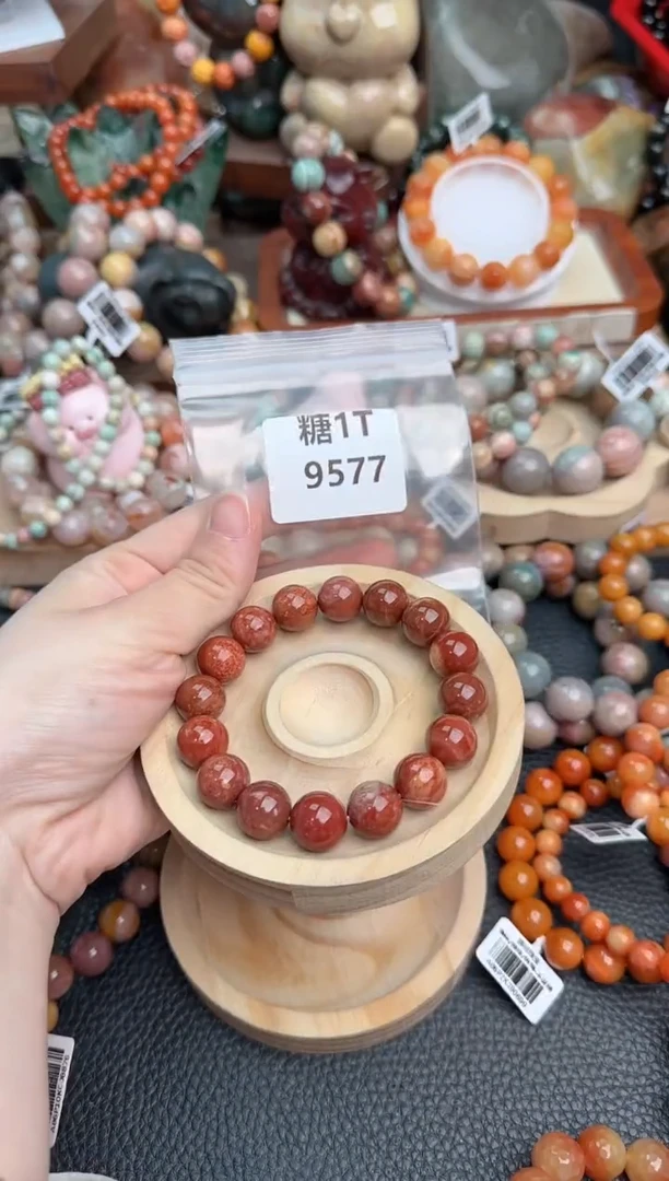 【闪购商品】石英质玉手链未镶嵌1T9577