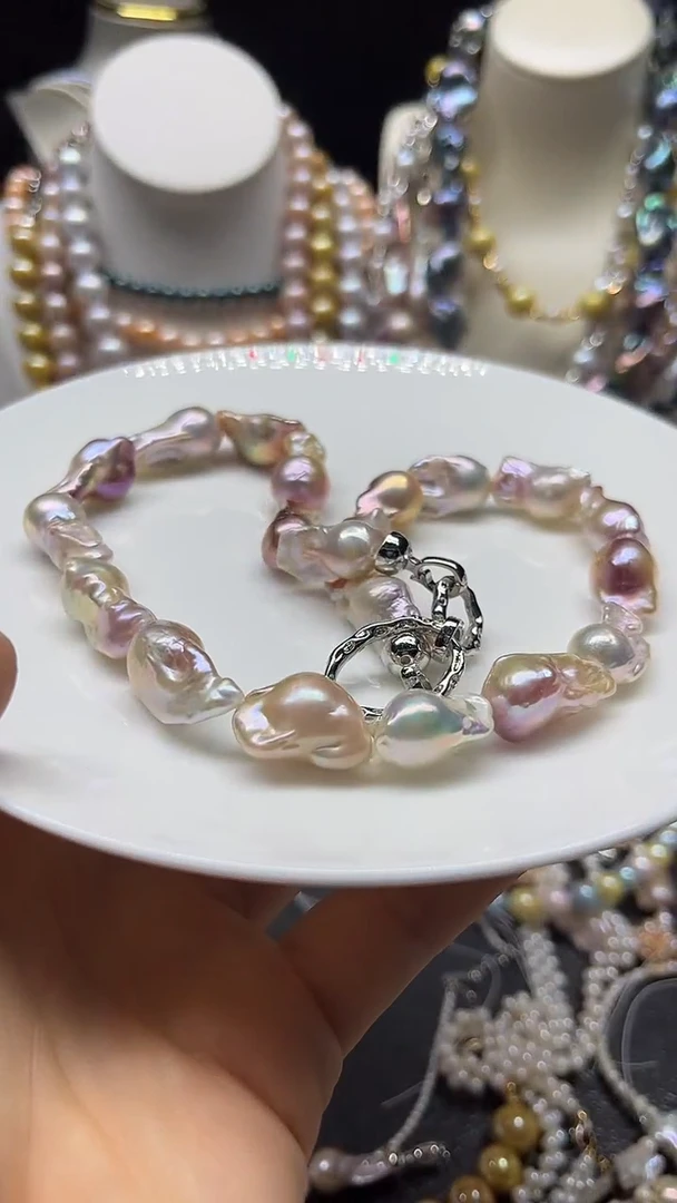 颈饰未镶嵌淡水珍珠多人