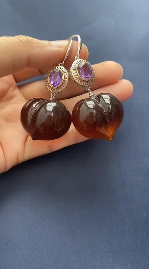 裸石琥珀未镶嵌耳坠