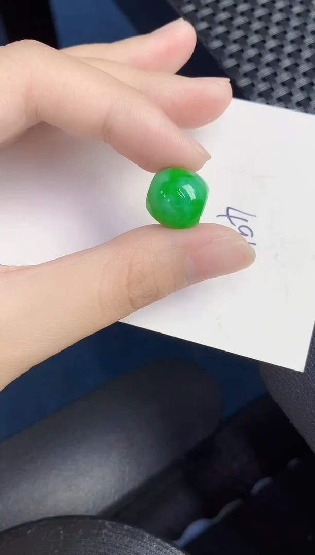 【闪购商品】翡翠颈饰未镶嵌0000000001