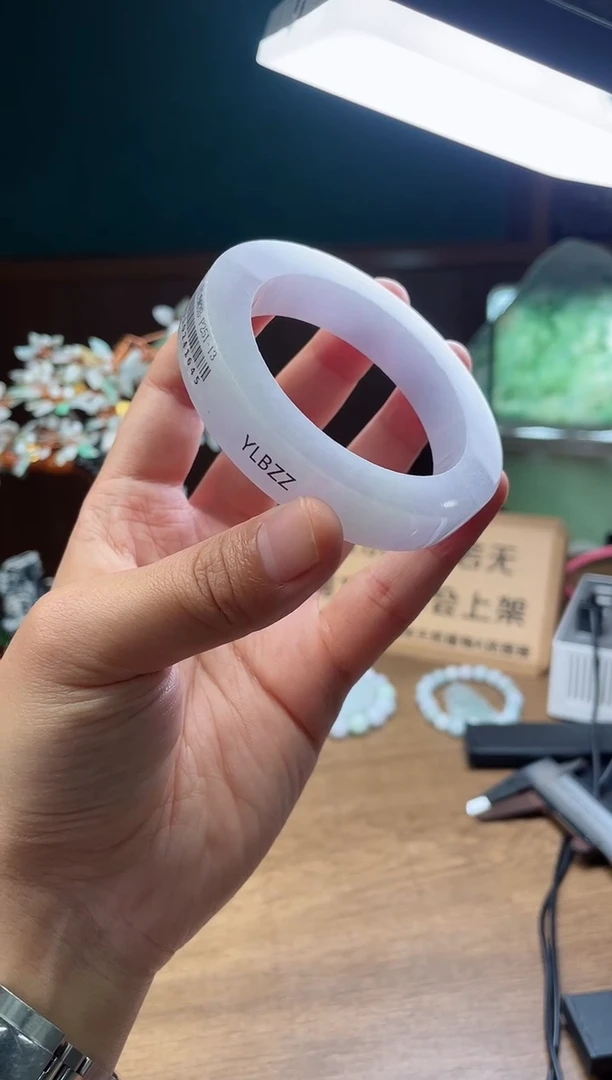 【闪购商品】定制翡翠手镯未镶嵌定制