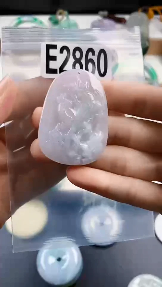 颈饰未镶嵌翡翠天然翡翠吊坠挂件