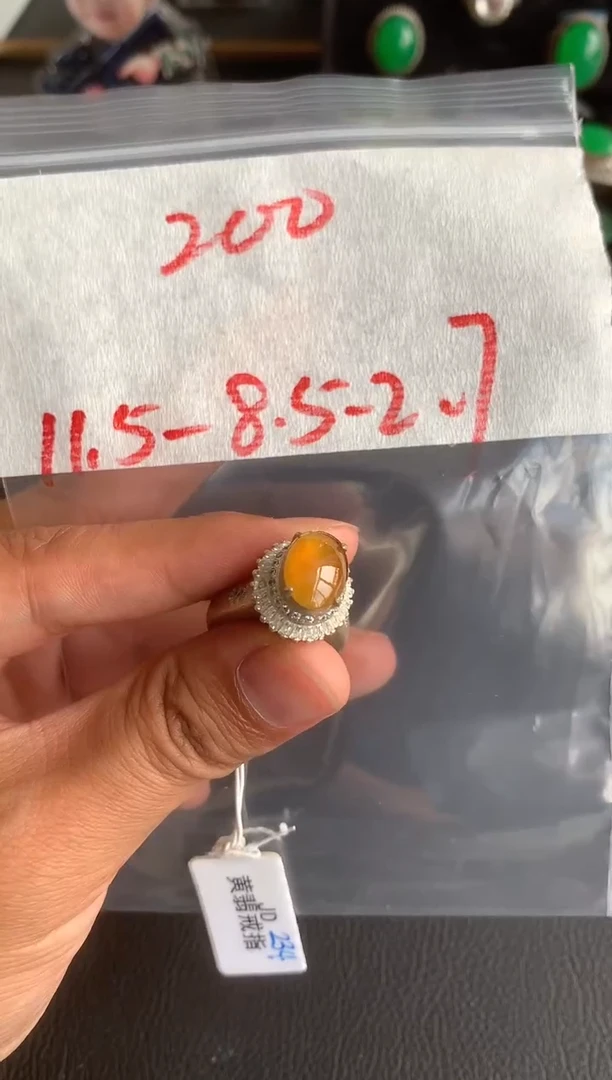 未镶嵌定制翡翠缅甸A货翡翠，拍一发一