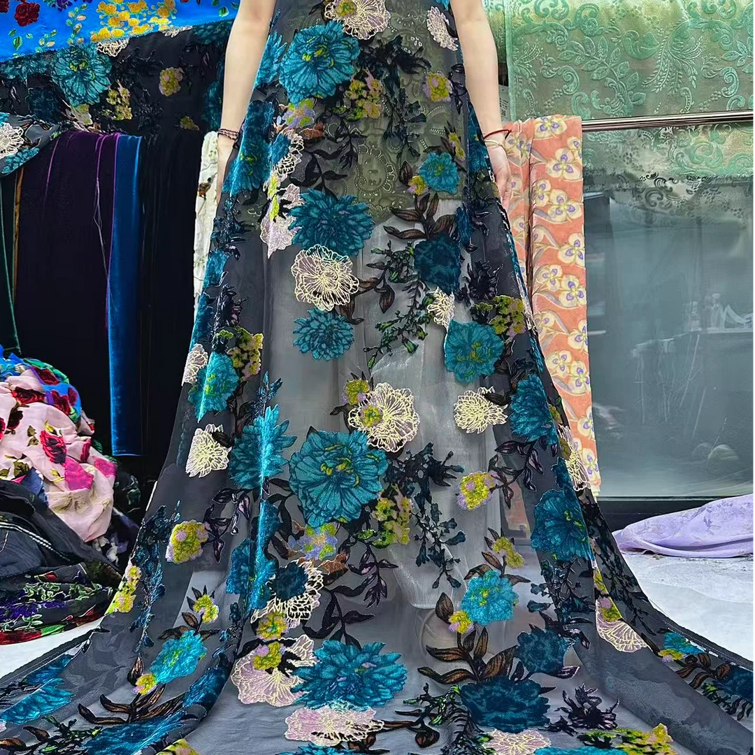 【黑底孔雀蓝鎏金牡丹花】彩绘植物真丝烧花丝绒高端私人订制面料