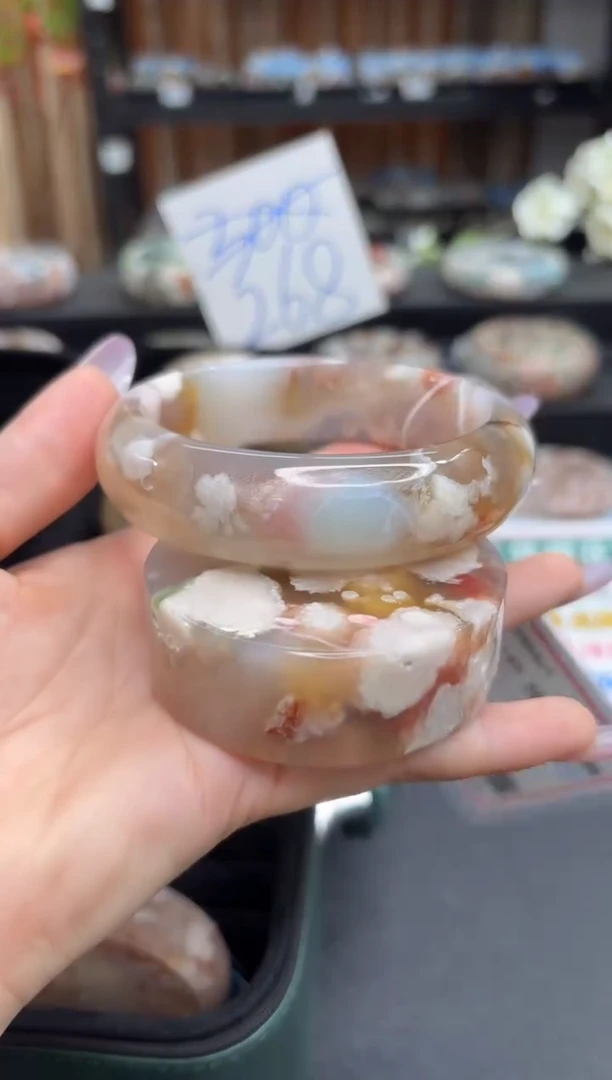 未镶嵌手镯石英质玉A52(62圈赠送镯心)