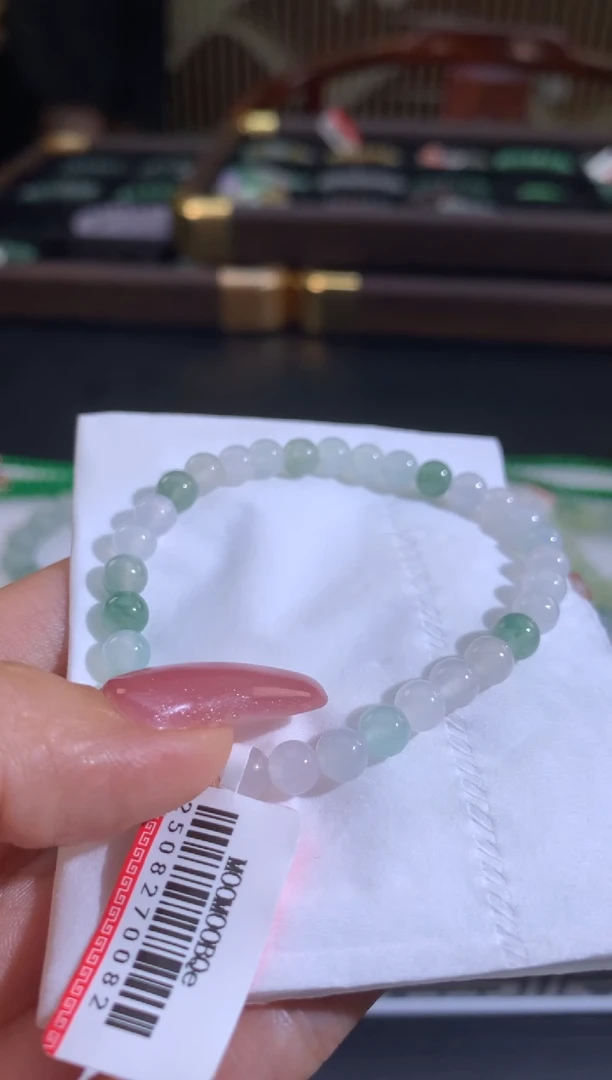 未镶嵌定制翡翠乐*翡翠