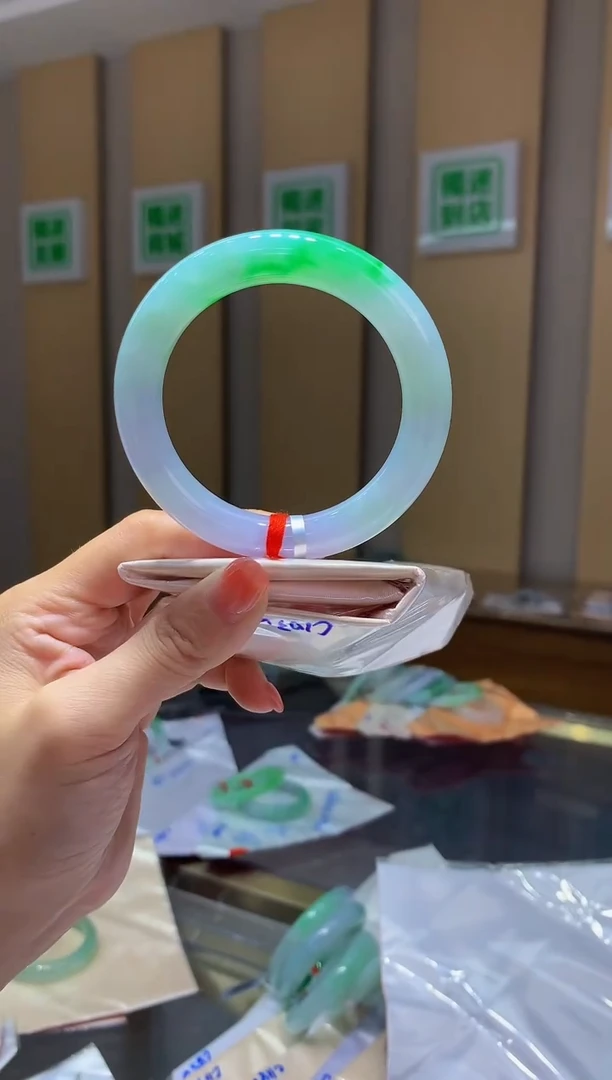 未镶嵌手镯翡翠-C103全款16.2万 定金2万