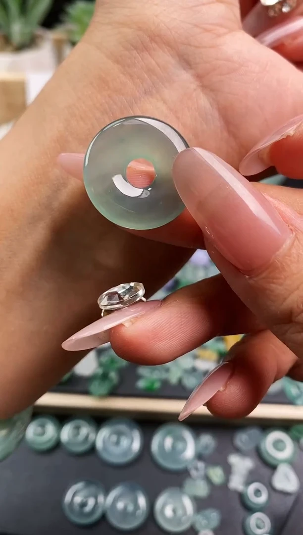 裸石翡翠福利品甜甜圈