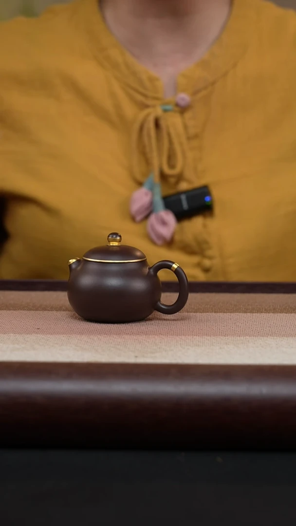 【闪购商品】紫砂茶壶紫茄泥-描金文旦MH-1892