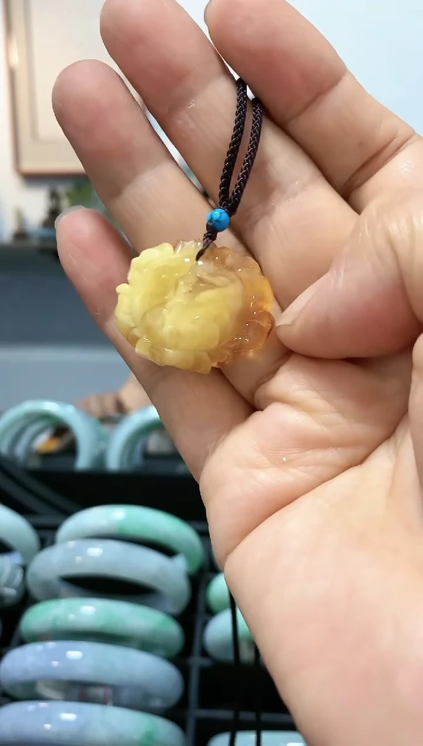 未镶嵌颈饰蜜蜡蕾吊坠花开富贵