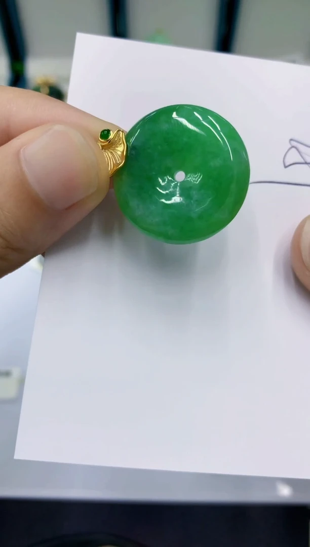 颈饰未镶嵌翡翠翡翠