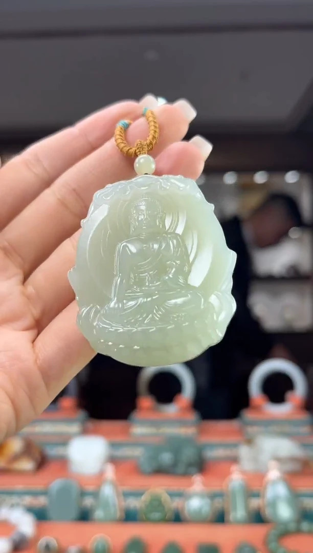 颈饰未镶嵌和田玉佩佩包容羊 猴