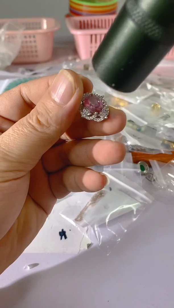 【闪购商品】水晶颈饰银S925镶嵌527红宝，蓝宝，多样性发一件赠链