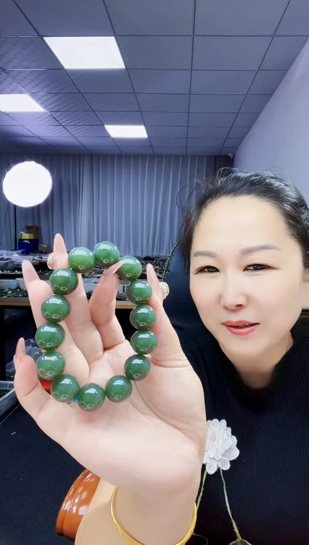 未镶嵌手串和田玉纯天然和田玉新疆且末绿16