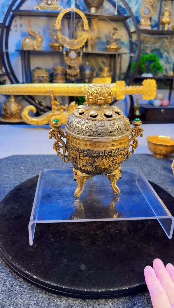 搓金搓银香薰炉一个