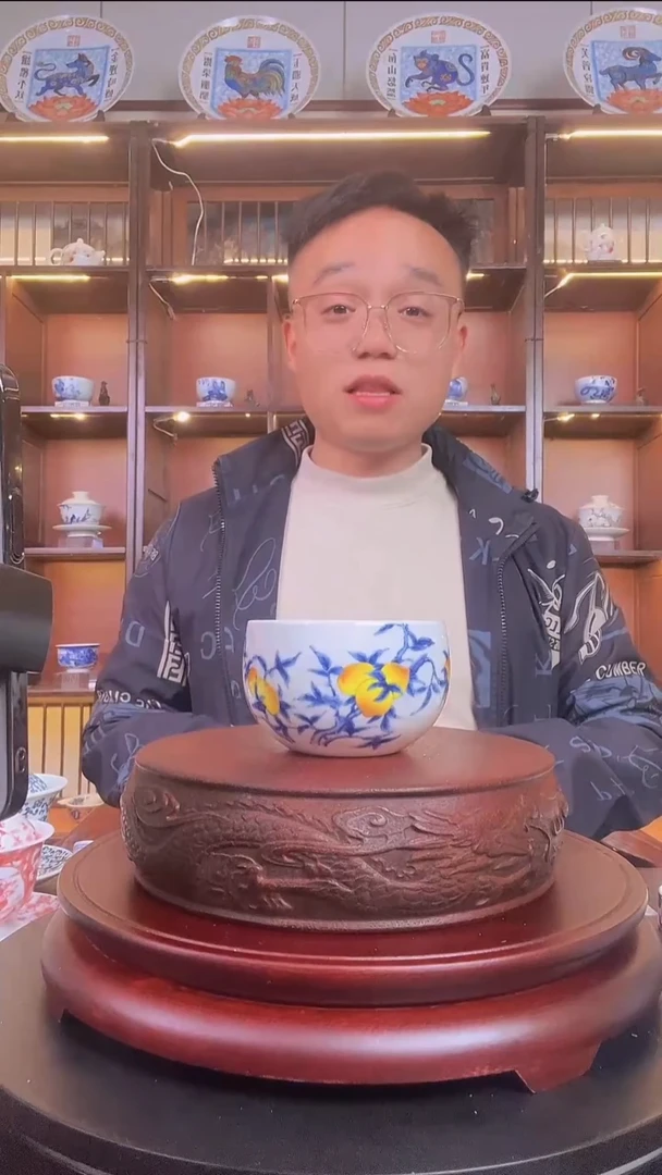 景德镇九桃献寿小缸杯