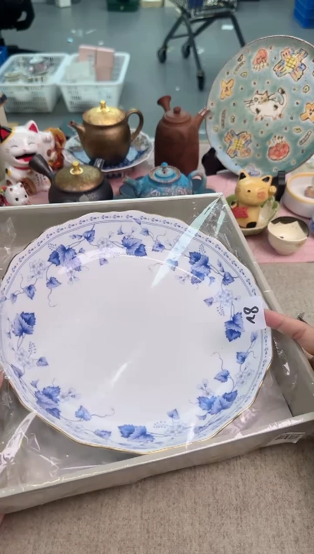 瓷片泡泡家的瓷器真好看