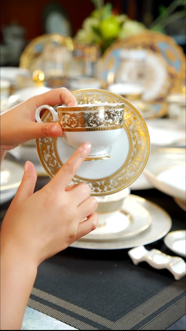 瓷片咖啡杯碟   1套