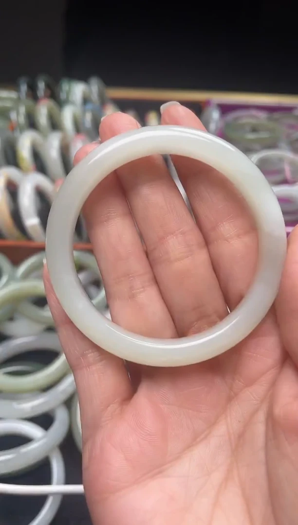 未镶嵌手镯和田玉和田玉青海料手镯54mm
