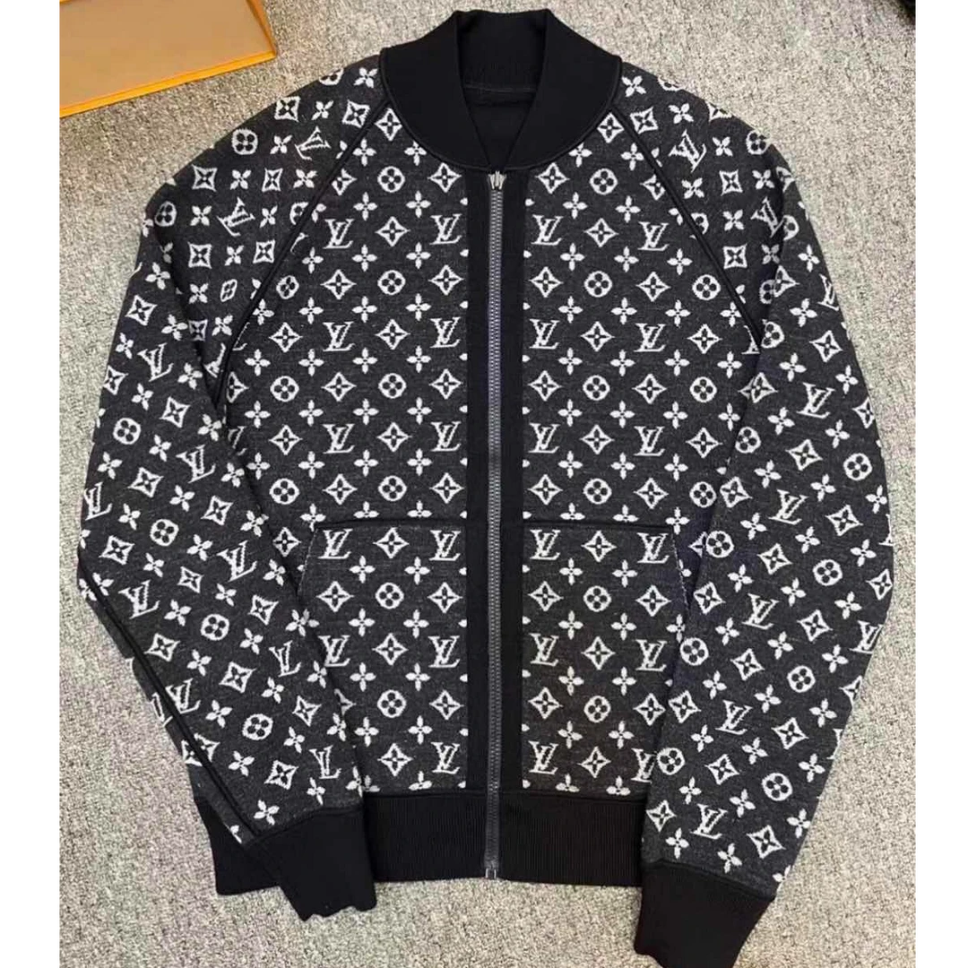 全新未使用 LouisVuitton/路易威登 积分-388/汤/335116/双面夹克