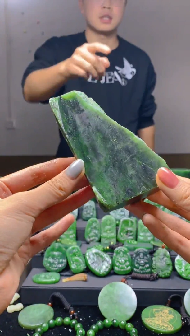 未镶嵌和田玉珠宝半成品1