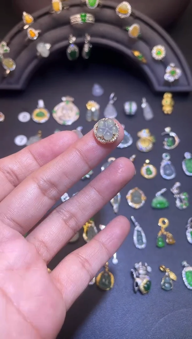 吊坠(不含链)银S925镶嵌翡翠1