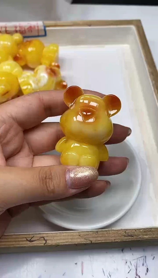 【闪购商品】蜜蜡裸石未镶嵌L342 蜜蜡大熊（侧通孔）1个15元