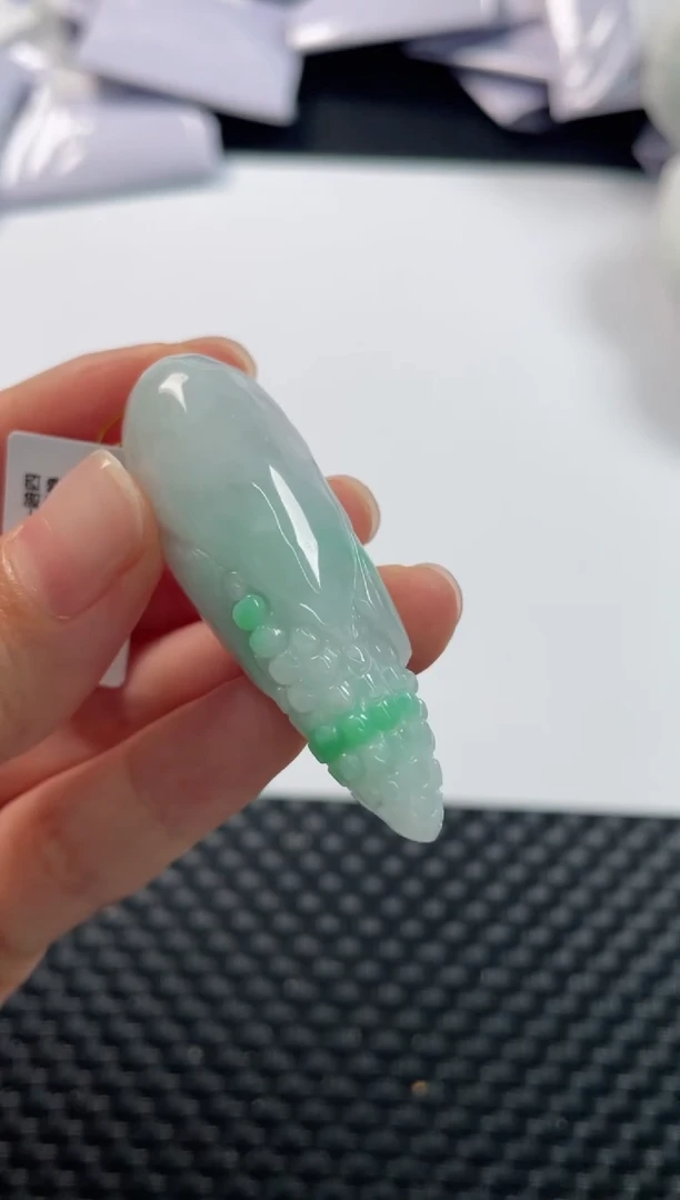 颈饰未镶嵌翡翠基地发货H 5006 玉米