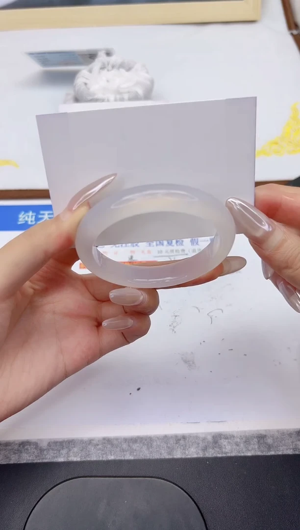 未镶嵌手镯石英质玉L127-55.5