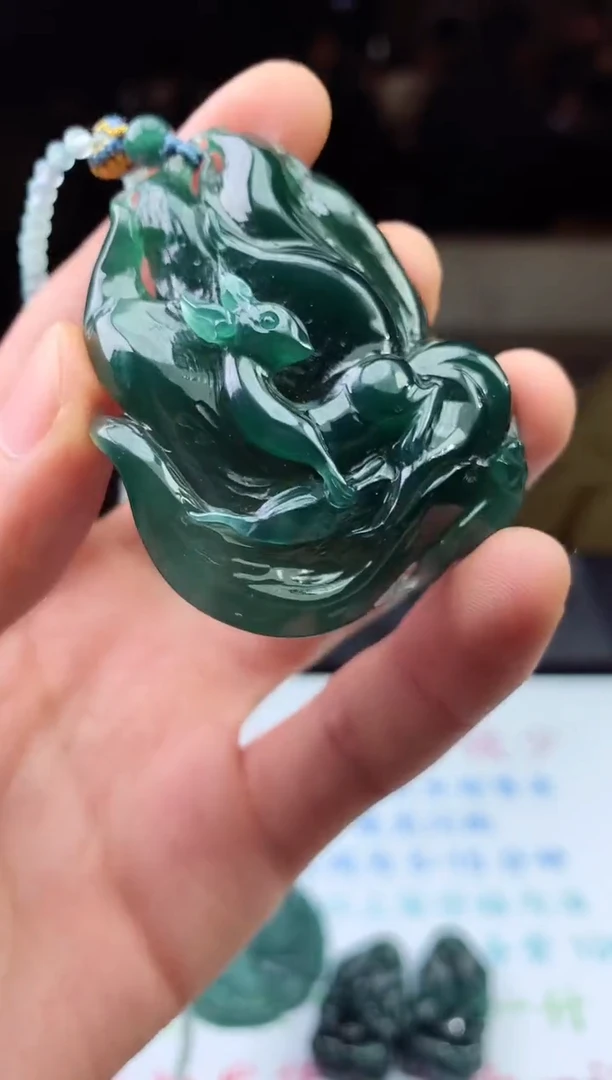 未镶嵌定制翡翠天然A货翡翠拍一发一