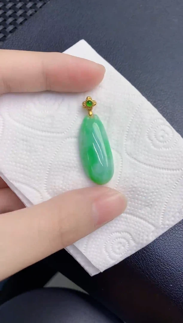 颈饰未镶嵌翡翠天然翡翠缅甸A货