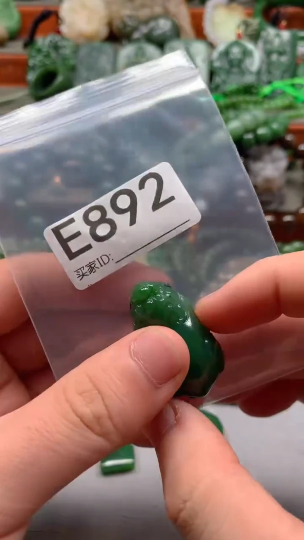 未镶嵌和田玉珠宝半成品1