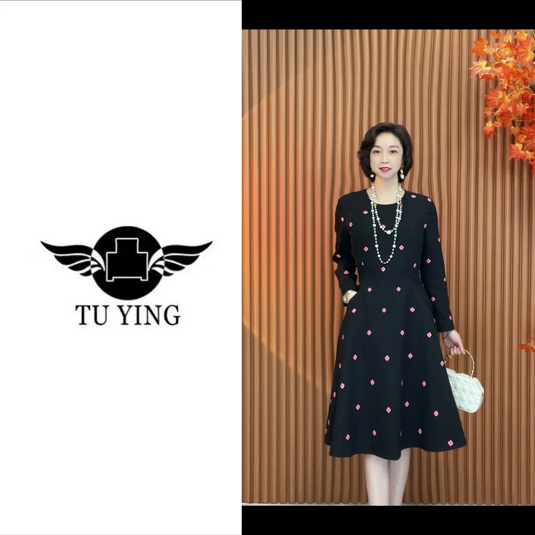 2024秋冬新款黑色碎花百搭时尚气质显瘦花色连衣裙-88965