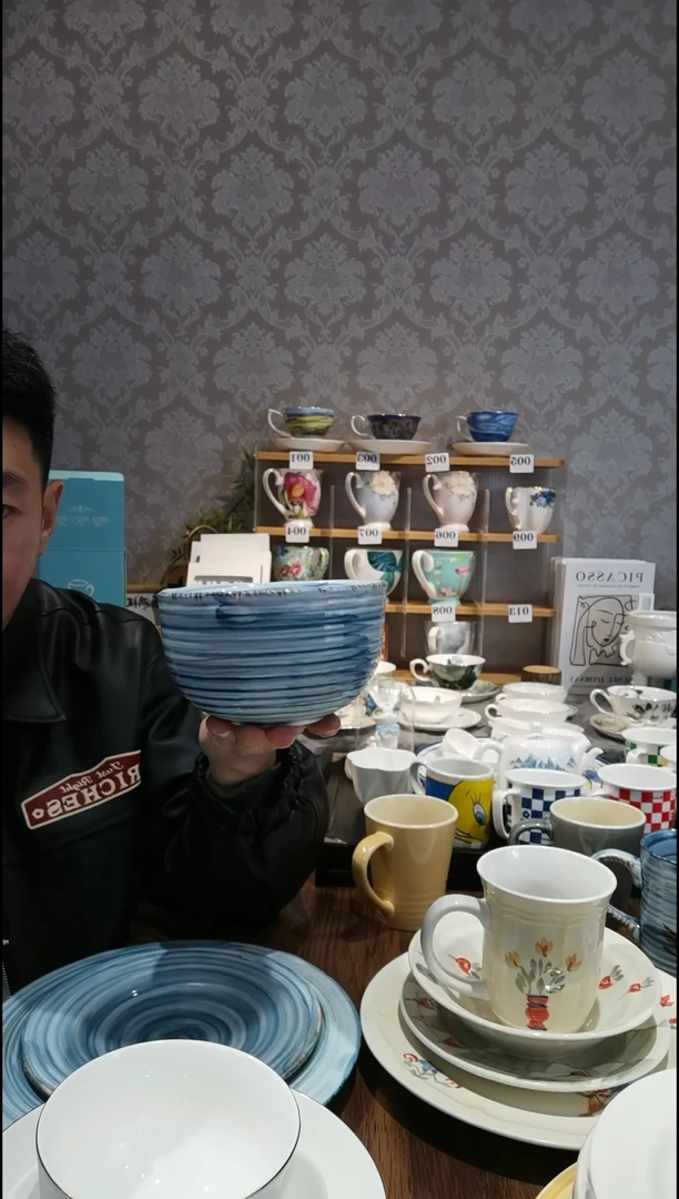 陶瓷蓝色6英寸浮雕面碗