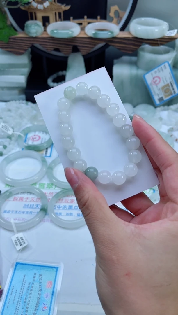 未镶嵌手镯石英质玉（天山翠）10米手链