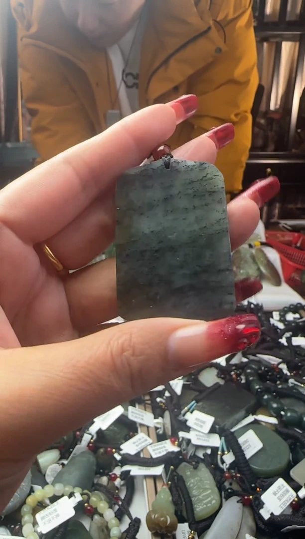 颈饰未镶嵌和田玉38737