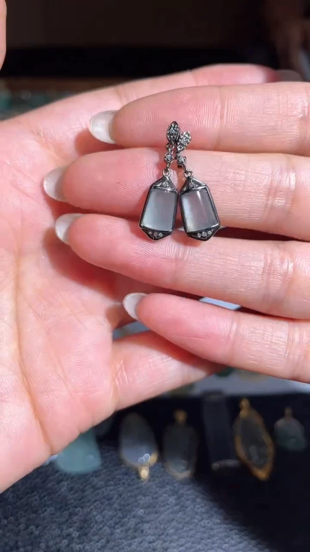 颈饰银S925镶嵌翡翠202555555多样性发一