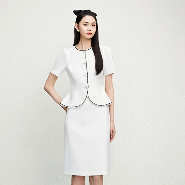 ~新品夏季法式优雅显瘦气质白色女装小香风短外套MOFC01WJK003W11