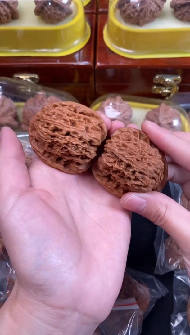 把件文玩核桃南疆石42尺A887