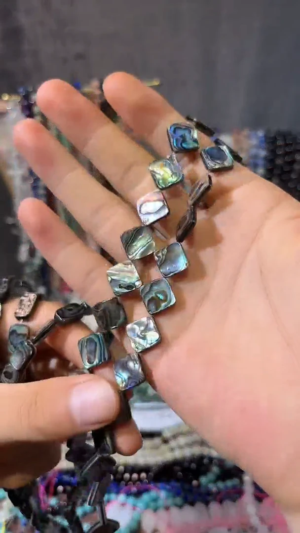 合金木变石（虎睛石）珠宝奇石鲍鱼贝